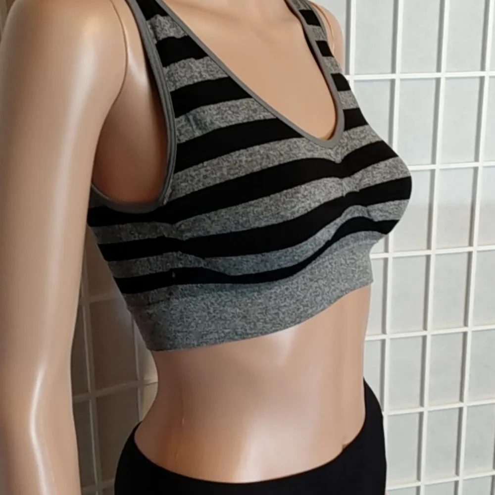 CMX Get‎ Moving Striped Sports Bra Tank Top Women's S M Gray Black